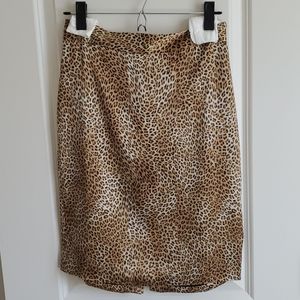 Guess BY Marciano Leopard Print Pencil 100% Silk Skirt